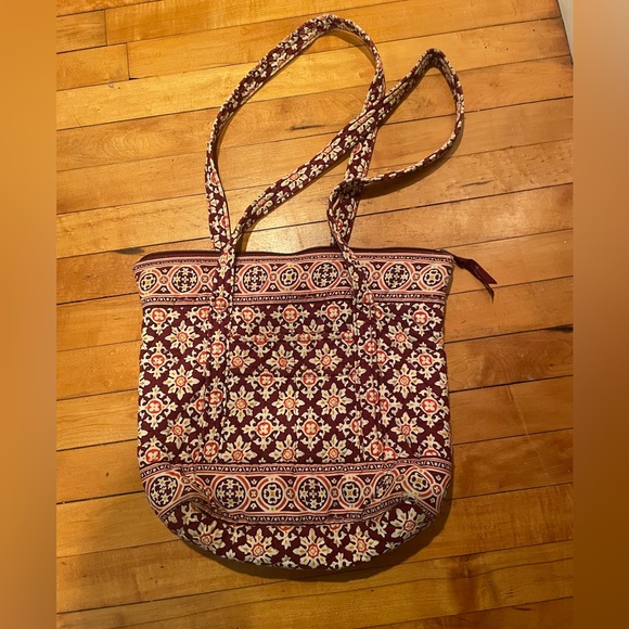 Vera Bradley zip tote retired - Picture 4 of 4
